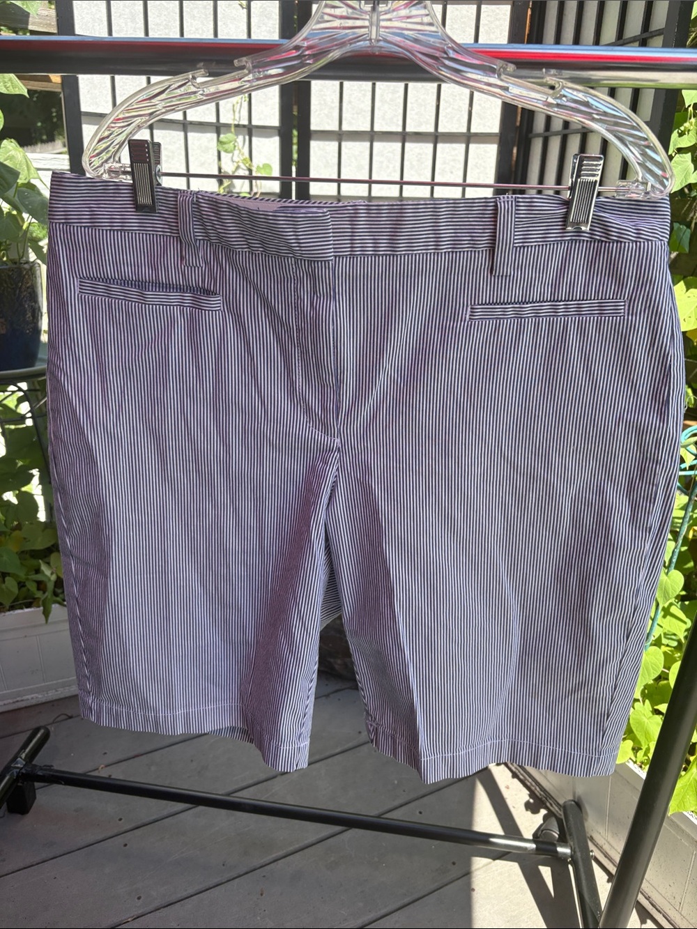 Lands End Women’s Size 12 Striped Shorts